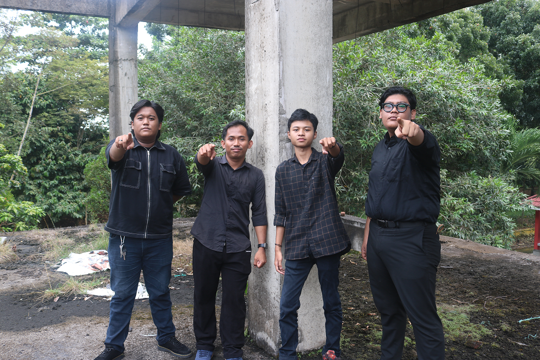 Staff Ahli